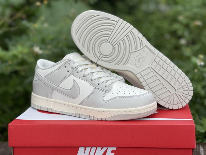 Authentic Nike Dunk Low“ Light Bone”