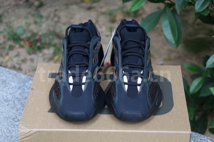 Authentic Yeezy 700 V3 “Eremiel”