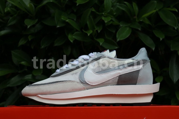 Sacai x Nike Waffle Daybreak BV0073-100