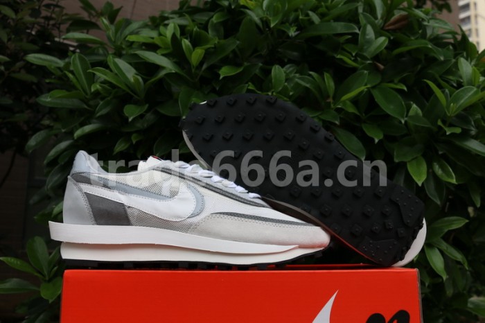 Sacai x Nike Waffle Daybreak BV0073-100