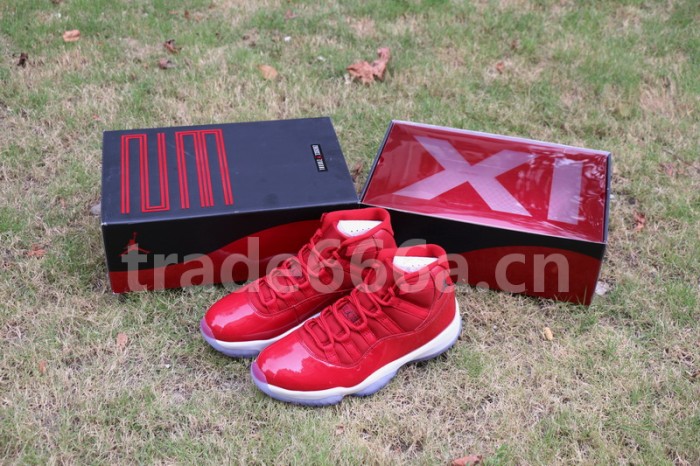 Authentic Air Jordan 11 Chicago