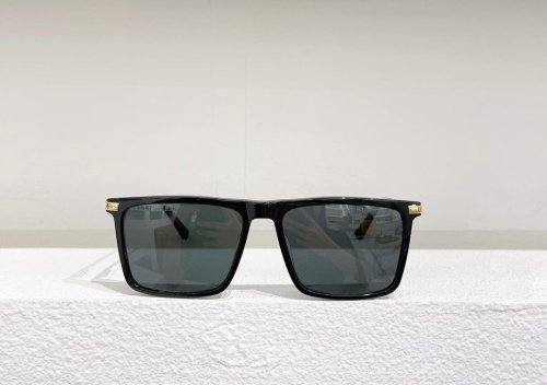 Burberry Sunglasses AAAA-293