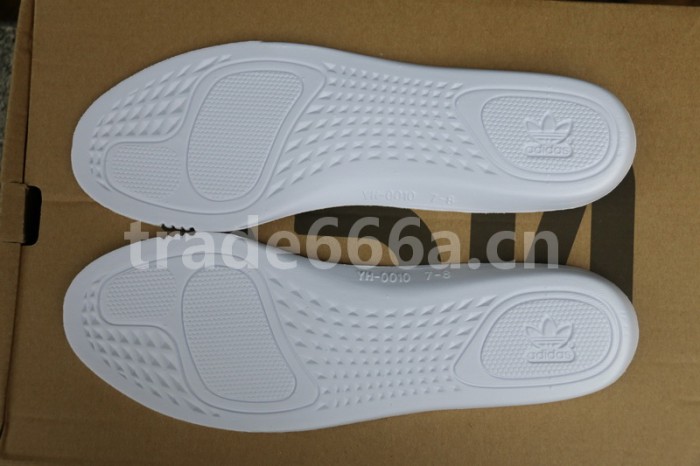 Authentic Yeezy 350 V2 “Synth” Non-Reflective