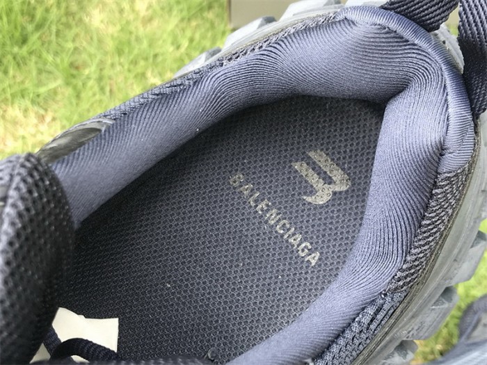 B 17FW Tripe-S High End Sneaker-313