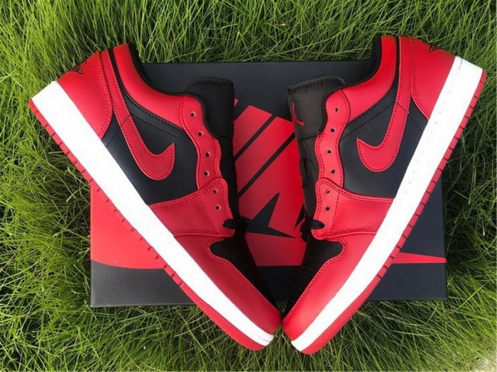 Authentic Air Jordan 1 Low OG Bred