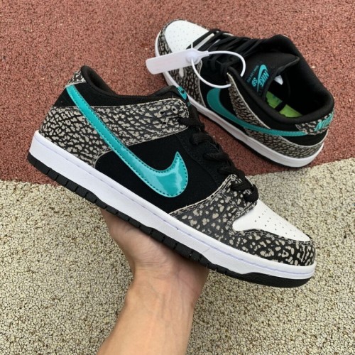 Authentic Nike SB Dunk Low“Elephant” Women size