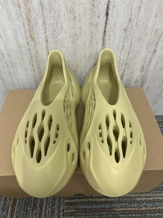 Authentic Yeezy Foam Runner Sulfur