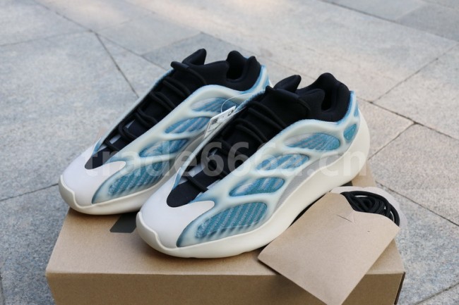 Authentic Yeezy 700 V3 “Kyanite”