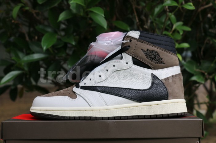 Authentic 2.0 Travis Scott x Air Jordan 1