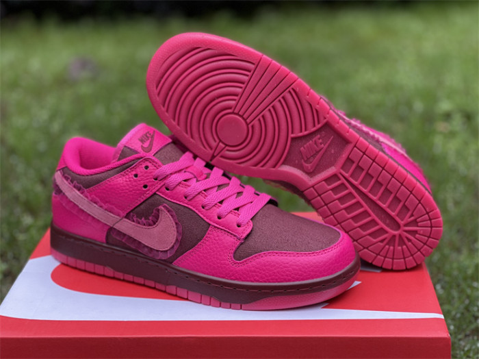 Authentic Nike Dunk Low “Valentine's Day”