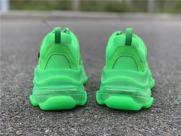 B 17FW Tripe-S High End Sneaker-054