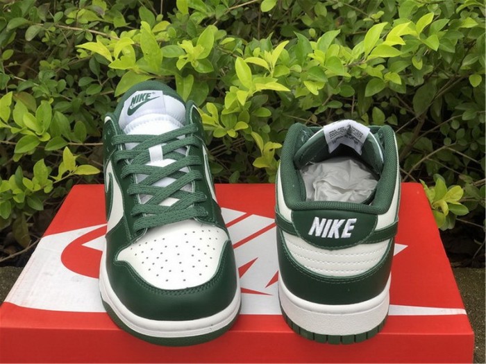 Authentic Nike Dunk Low Team Green