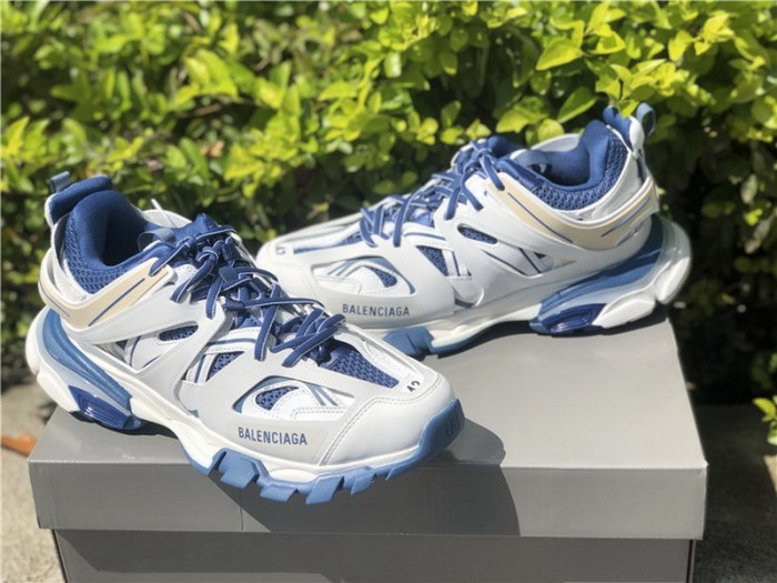 B 17FW Tripe-S High End Sneaker-198