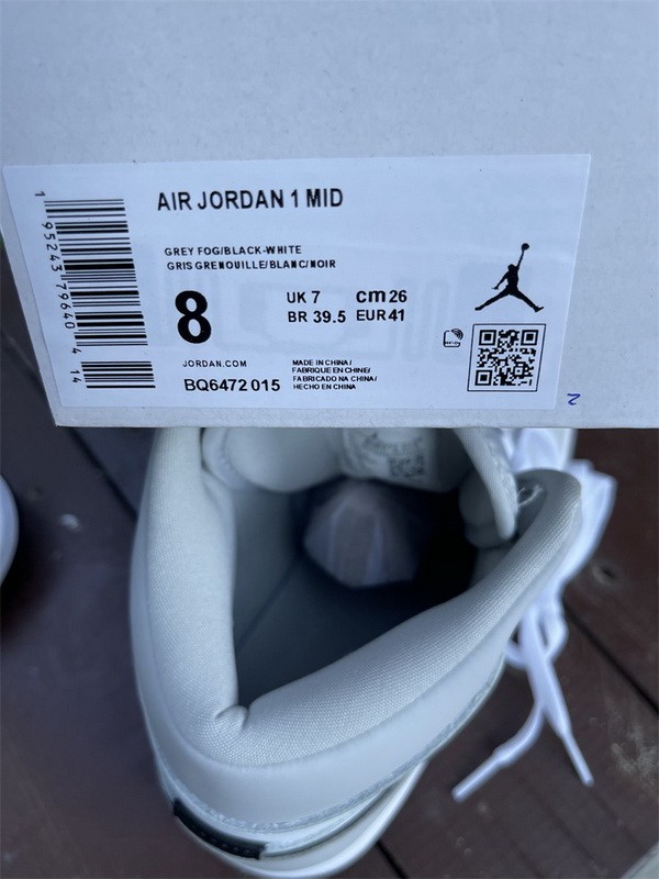 Authentic Air Jordan 1 Mid “Light Smoke Grey”