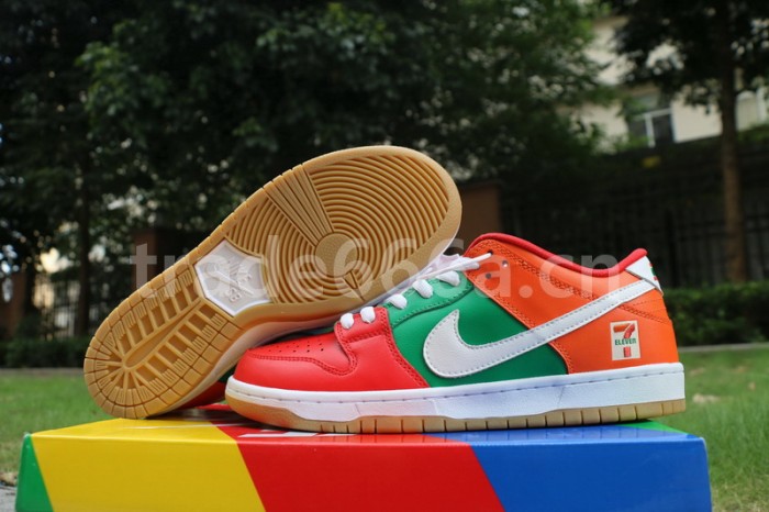Authentic 7-Eleven x Nike SB Dunk Low