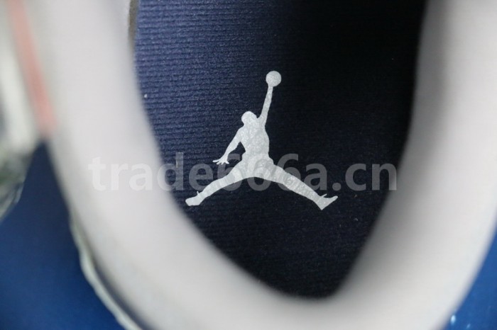Authentic Air Jordan 3“Midnight Navy”
