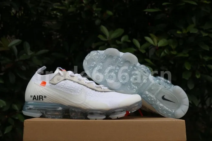 Authentic Off white x Air Vapormax White