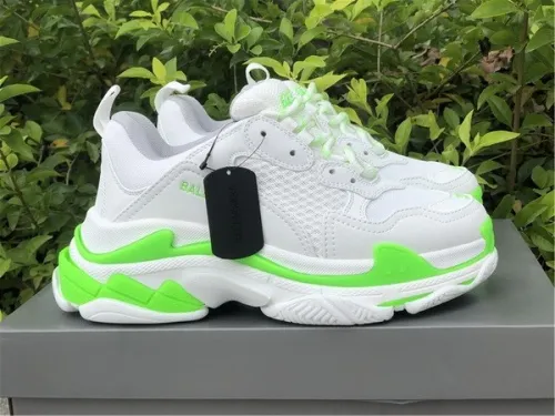 B 17FW Tripe-S High End Sneaker-216
