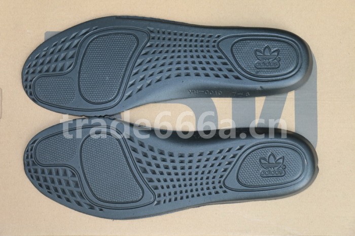 Authentic Yeezy 350 Boost V2 “Black/Red”