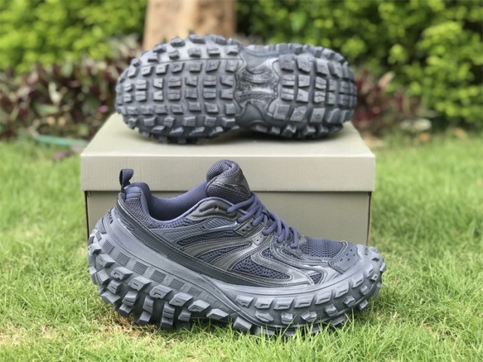 B 17FW Tripe-S High End Sneaker-313