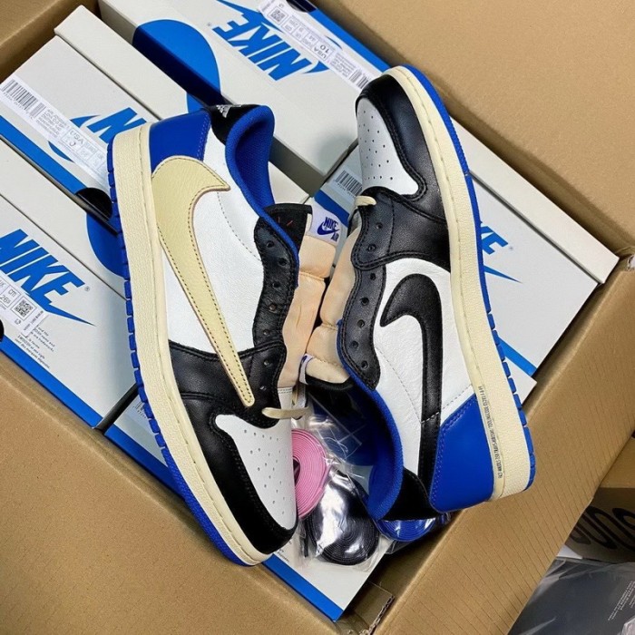 Authentic Travis Scott x Air Jordan 1 Low