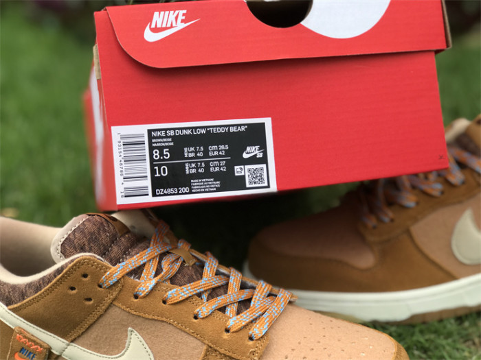 Authentic Nike SB Dunk Low “Teddy Bear”