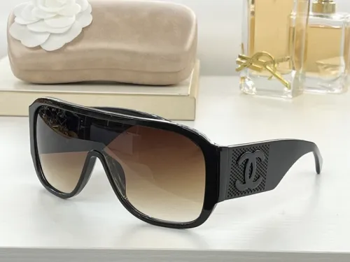 CHNL Sunglasses AAAA-681