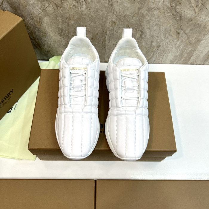Super Max Burberry Shoes-004