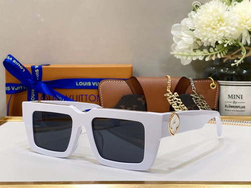 LV Sunglasses AAAA-549