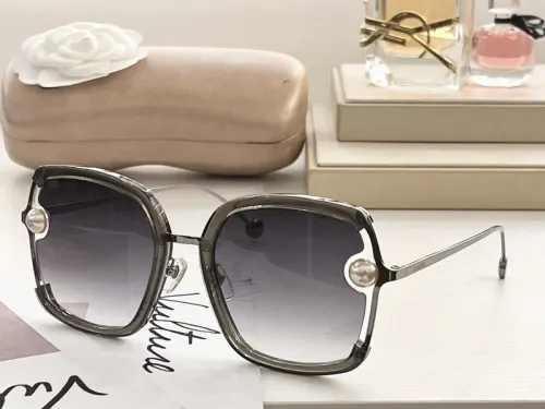 CHNL Sunglasses AAAA-162
