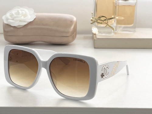 CHNL Sunglasses AAAA-472
