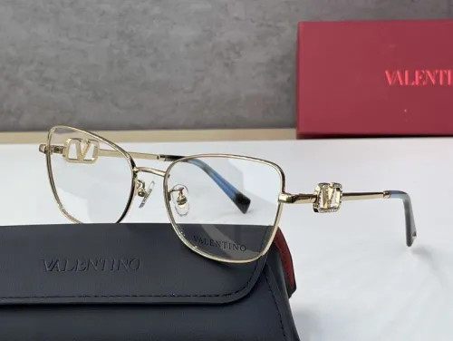 V Sunglasses AAAA-009