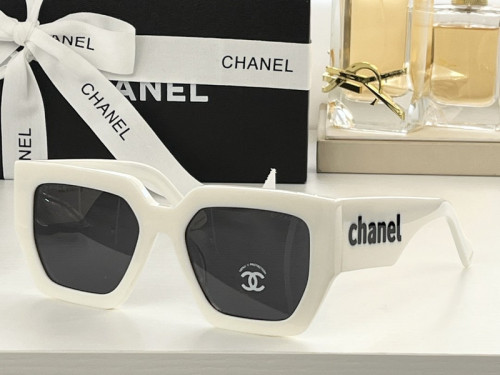 CHNL Sunglasses AAAA-483