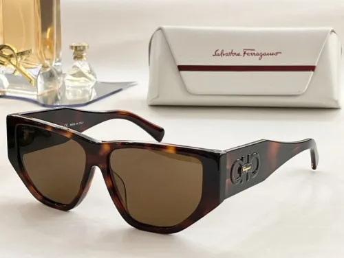 Ferragamo Sunglasses AAAA-520