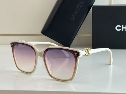 CHNL Sunglasses AAAA-939