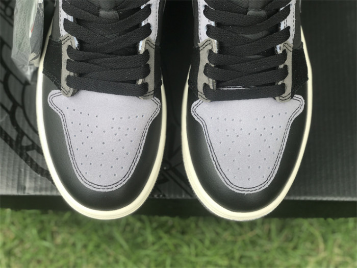 Authentic Air Jordan 1 Mid “Inside Out”