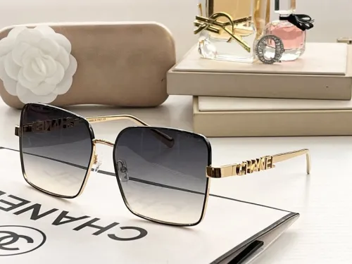 CHNL Sunglasses AAAA-169