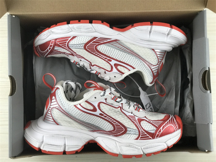 B 17FW Tripe-S High End Sneaker-353