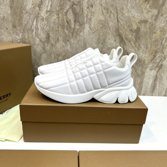Super Max Burberry Shoes-004