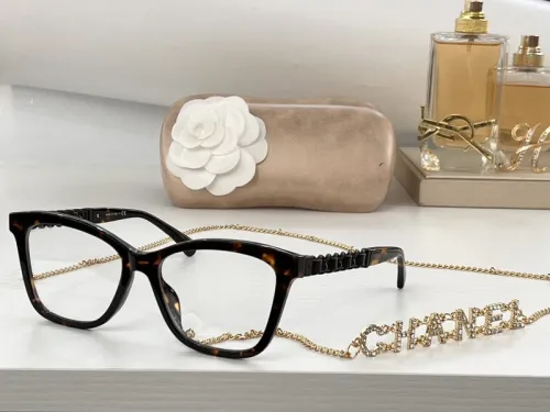 CHNL Sunglasses AAAA-542