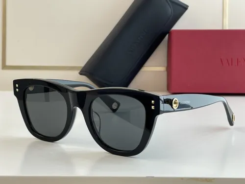 V Sunglasses AAAA-194