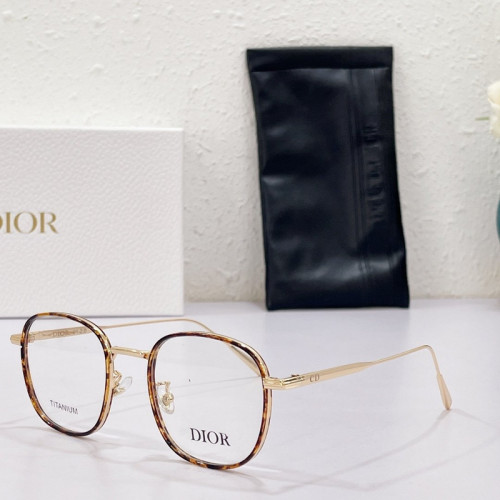 Dior Sunglasses AAAA-660