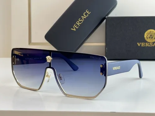 Versace Sunglasses AAAA-016