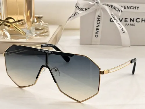 GIVENCHY Sunglasses AAAA-323