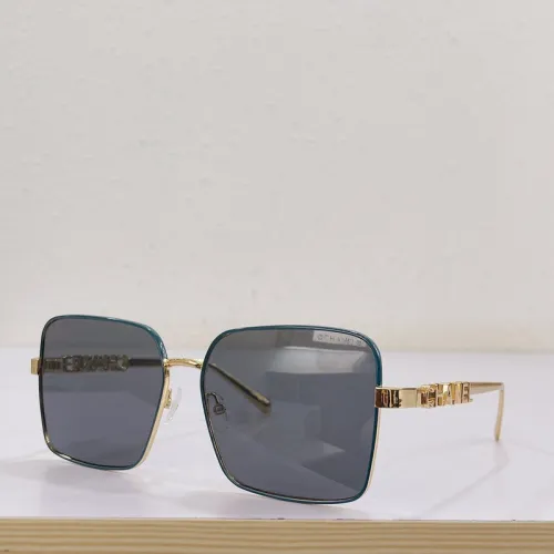 CHNL Sunglasses AAAA-080