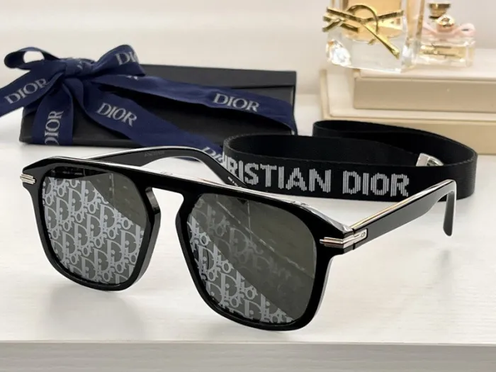 Dior Sunglasses AAAA-106