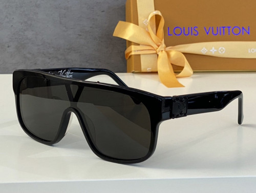 LV Sunglasses AAAA-1653