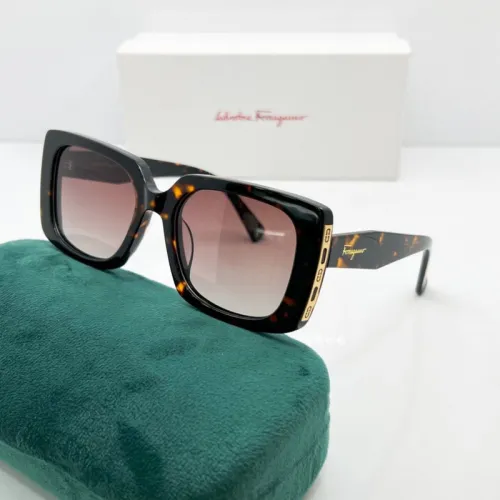 Ferragamo Sunglasses AAAA-498