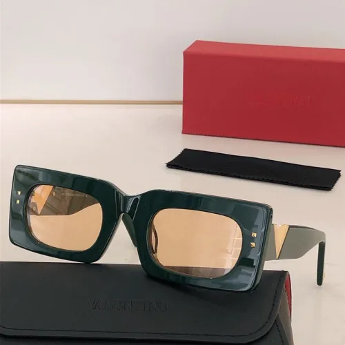 V Sunglasses AAAA-203