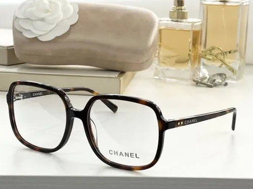 CHNL Sunglasses AAAA-783